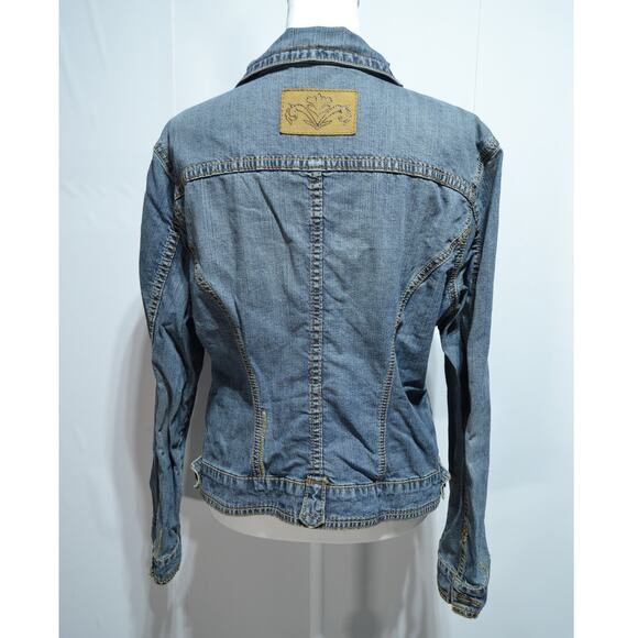 Cabi Woman's Denim Jacket Size Medium - Picture 3 of 11